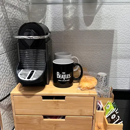 Alojamento de Acomodação e Pequeno-almoço Raroom Deluxe R